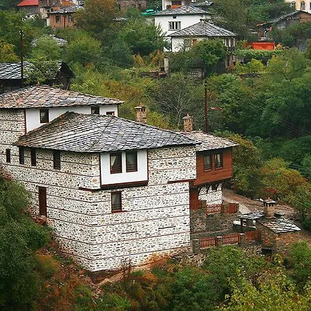 комплекс косовските къщи Къща за гости Косово